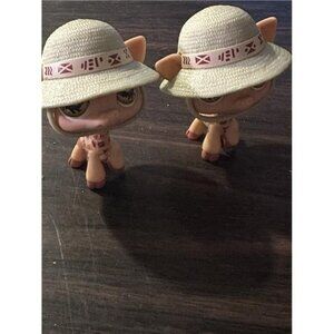 X2 Littlest Pet Shop LPS #902 Postcard Pets Giraffe With Safari Hat